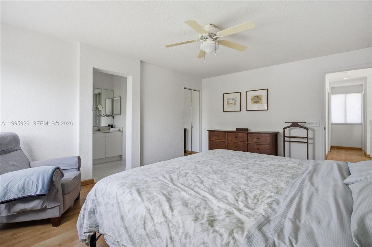 1326 Canary Island Dr, Weston, FL 33327 Photo