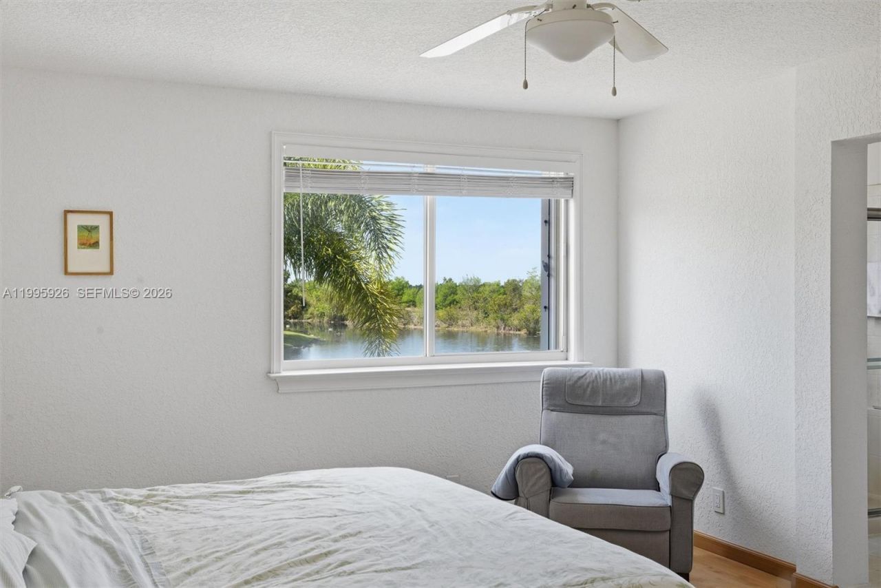 1326 Canary Island Dr, Weston, FL 33327 Photo