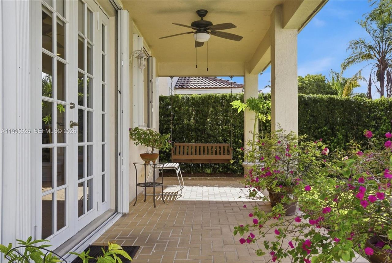 1326 Canary Island Dr, Weston, FL 33327 Photo