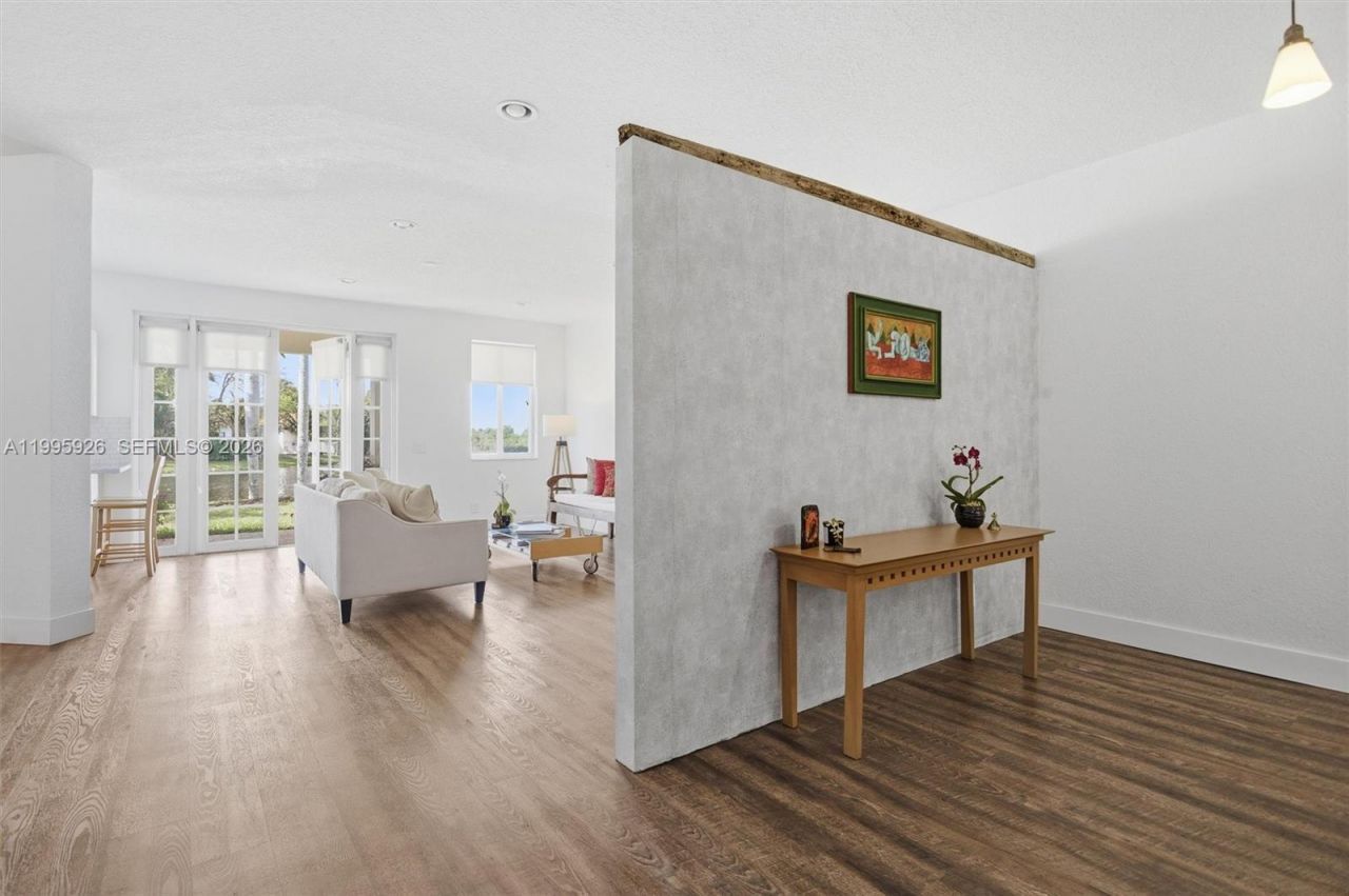 1326 Canary Island Dr, Weston, FL 33327 Photo