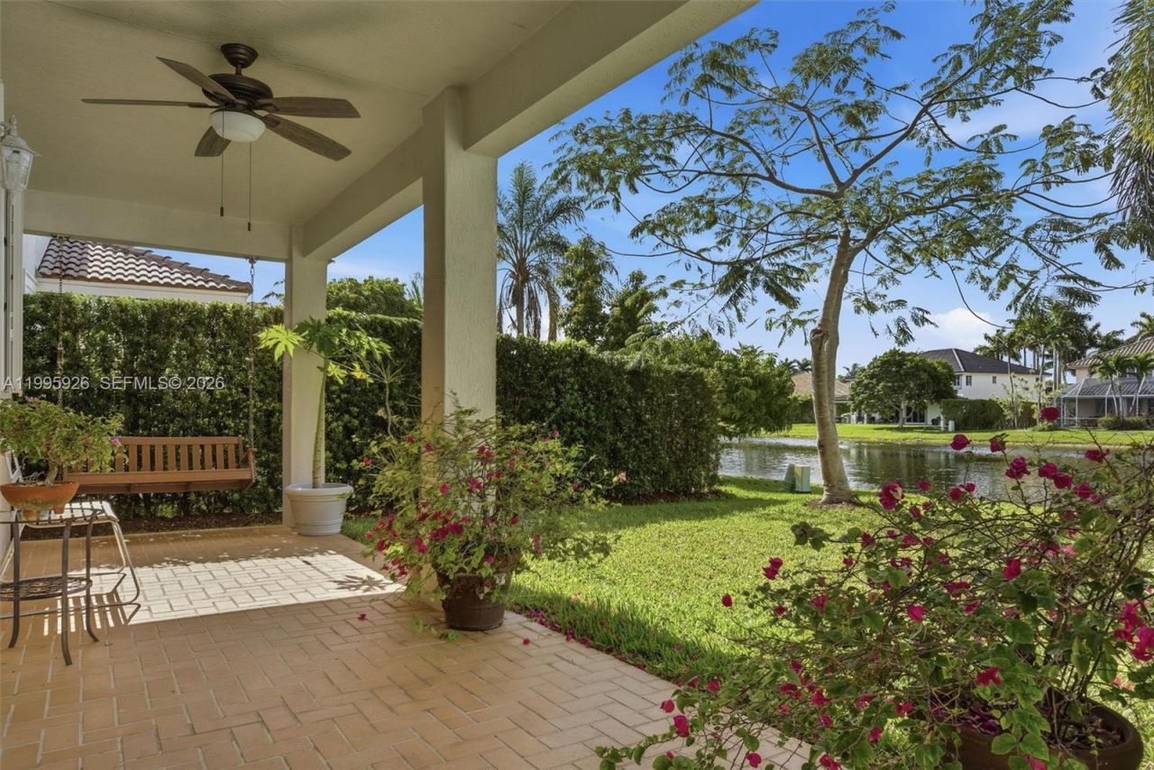 1326 Canary Island Dr, Weston, FL 33327 Photo