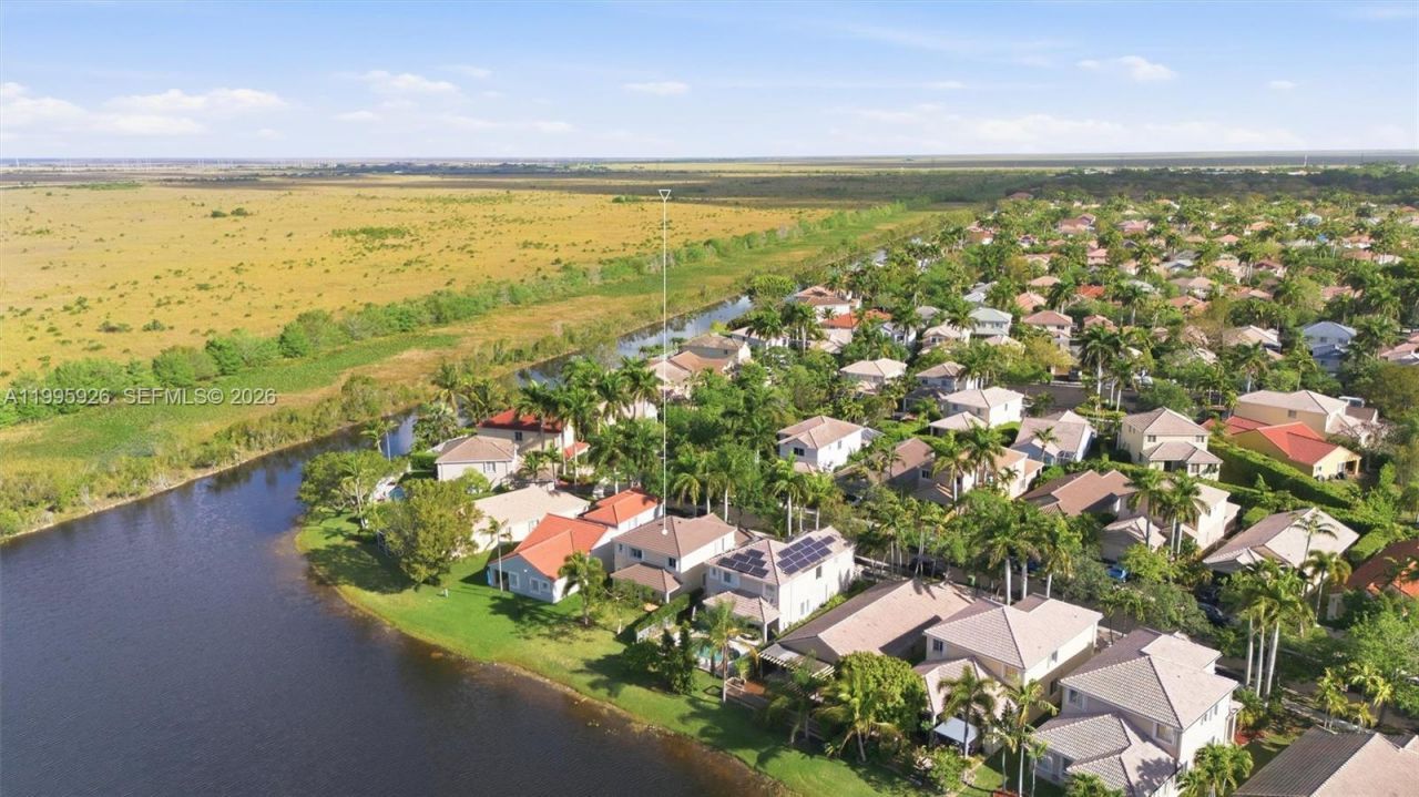 1326 Canary Island Dr, Weston, FL 33327 Photo