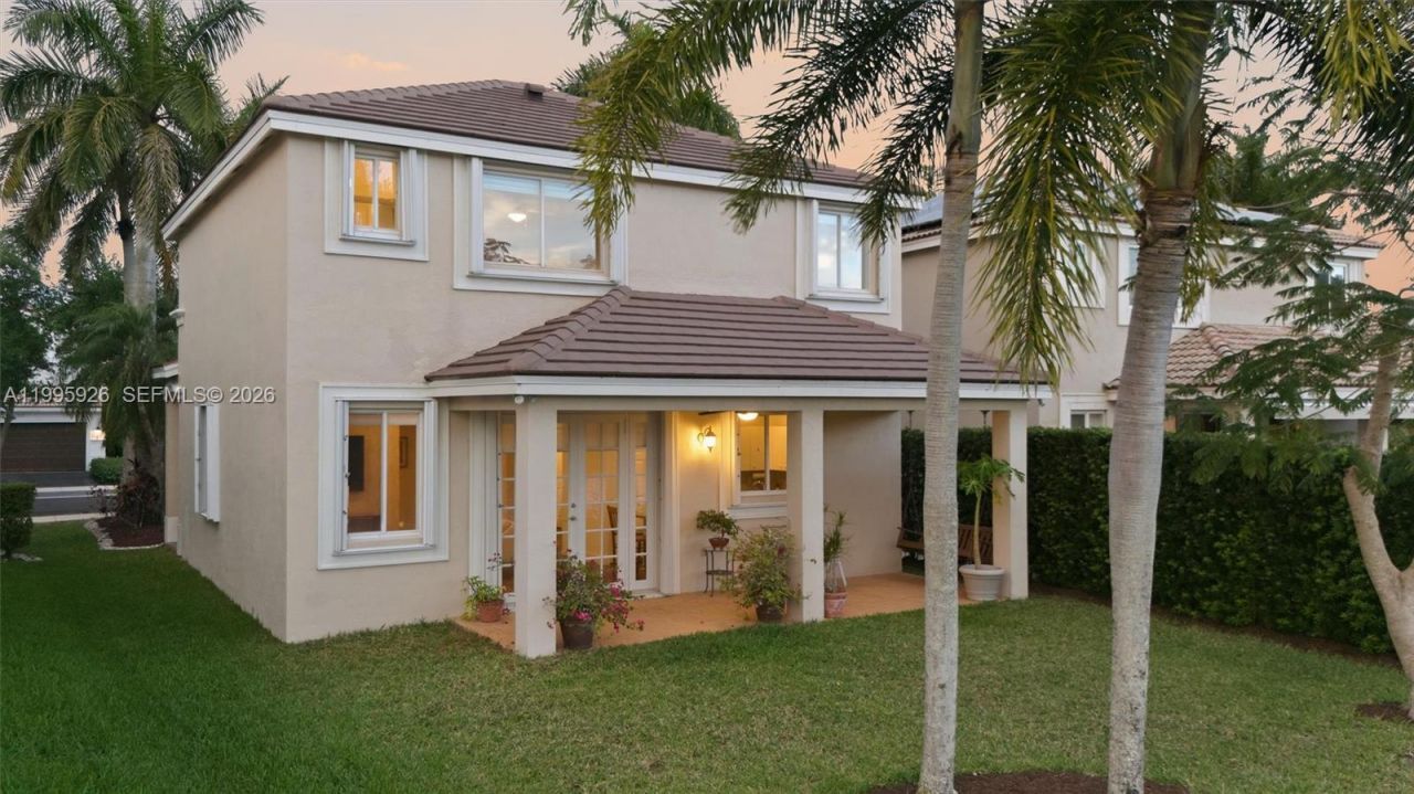 1326 Canary Island Dr, Weston, FL 33327 Photo