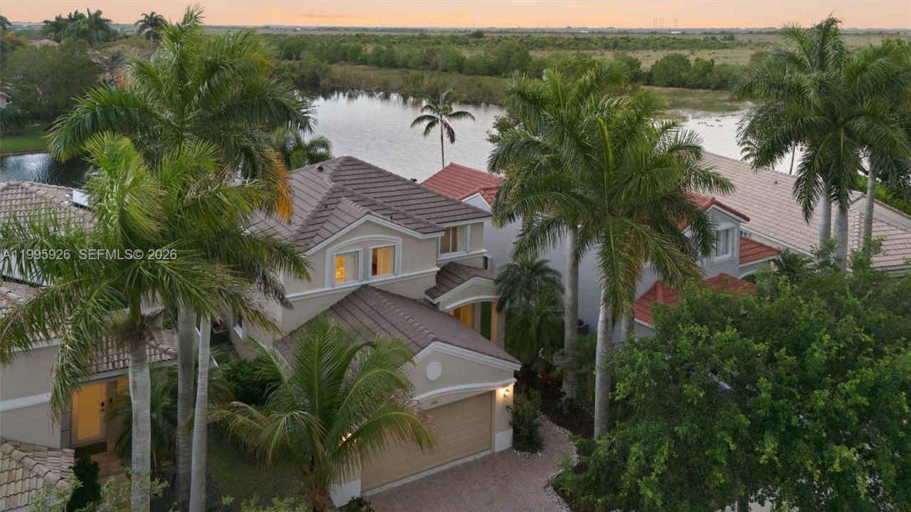 1326 Canary Island Dr, Weston, FL 33327 Photo