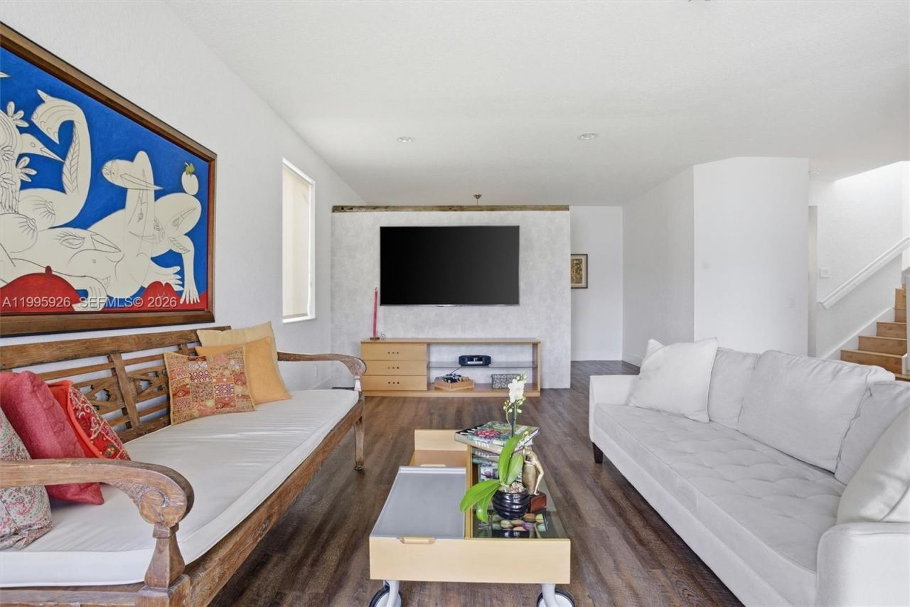 1326 Canary Island Dr, Weston, FL 33327 Photo