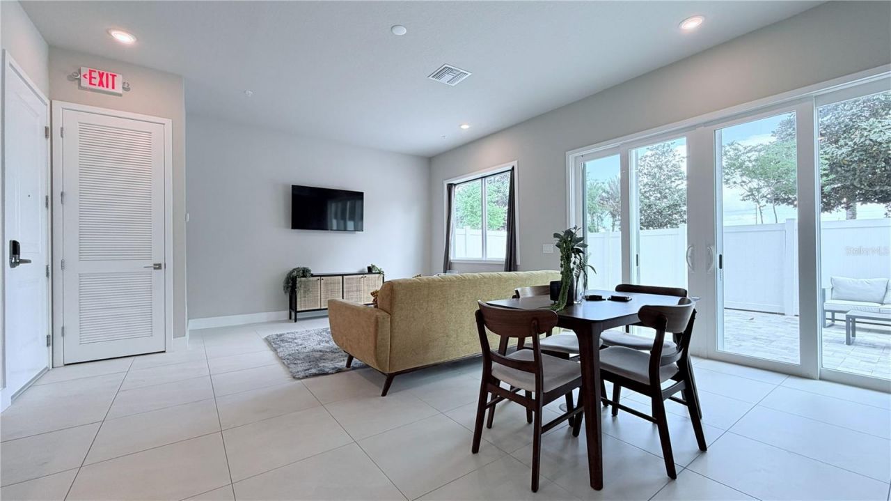 7760 Sandy Ridge Drive, Unit 116, Reunion, FL 34747 Photo