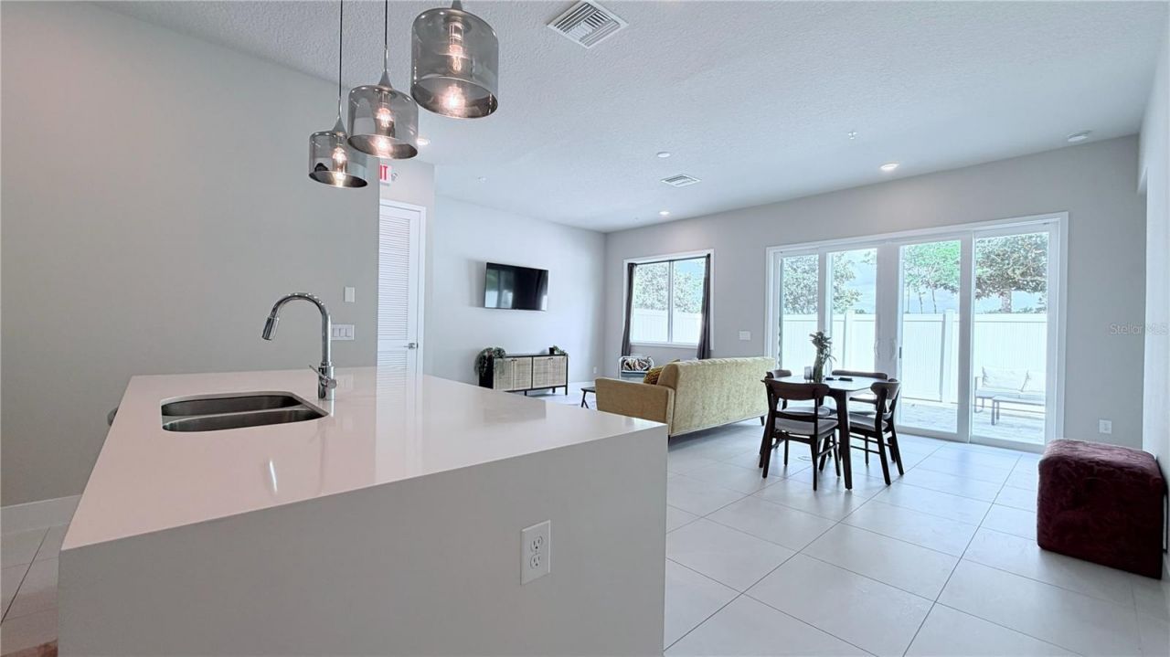 7760 Sandy Ridge Drive, Unit 116, Reunion, FL 34747 Photo