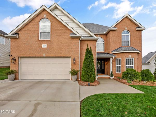 7051 Wyndham Pointe Lane, Knoxville, TN 37931