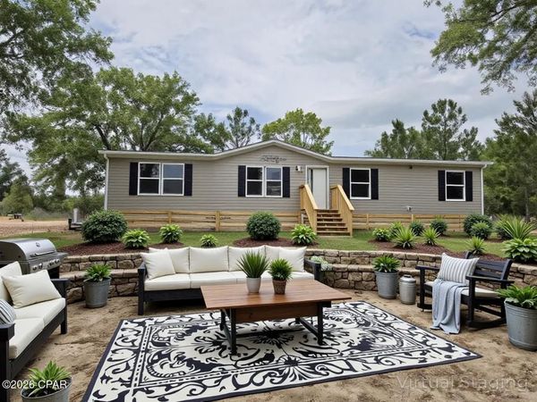 781 Bighorn Avenue , Alford, FL 32420