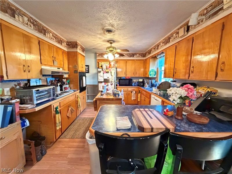 22179 Valley View Drive, West Lafayette, OH 43845 Photo 11