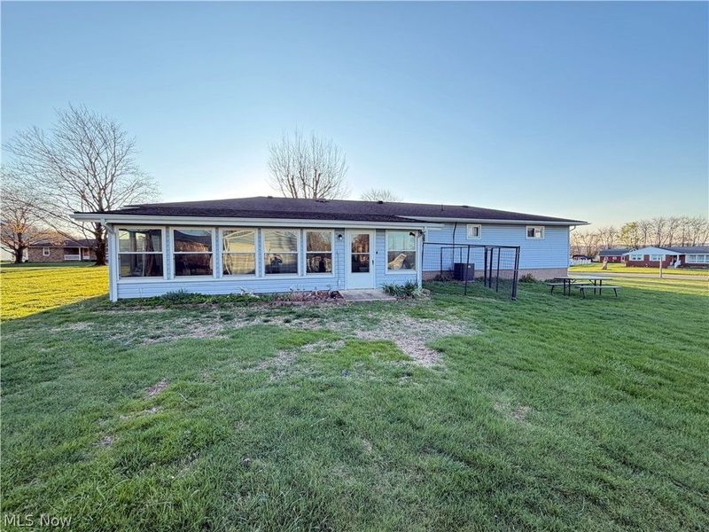 22179 Valley View Drive, West Lafayette, OH 43845 Photo 5