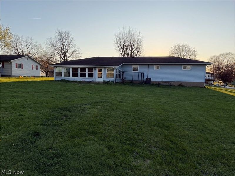 22179 Valley View Drive, West Lafayette, OH 43845 Photo 6