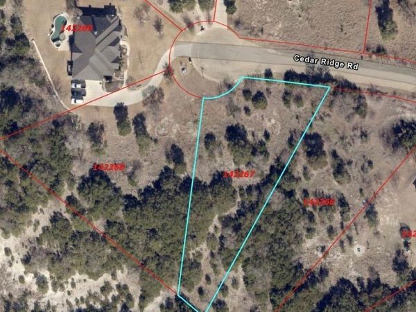 1113 Cedar Ridge Road , Gatesville, TX 76528