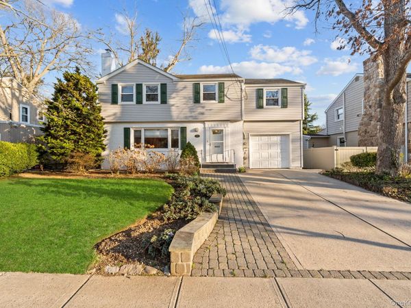 170 Woodbine Avenue, Merrick, NY 11566