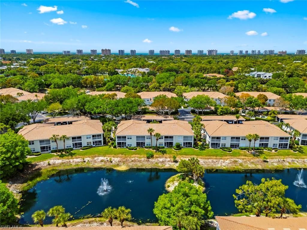 6812 Satinleaf Rd S, Unit 202, Naples, FL 34109 Photo