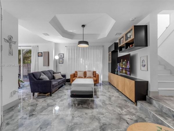 9030 SW 162nd St, Palmetto Bay, FL 33157