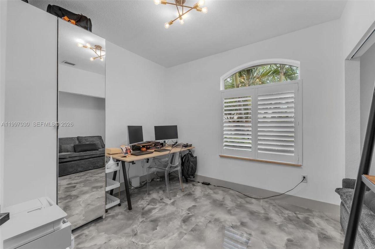 9030 SW 162nd St, Palmetto Bay, FL 33157 Photo