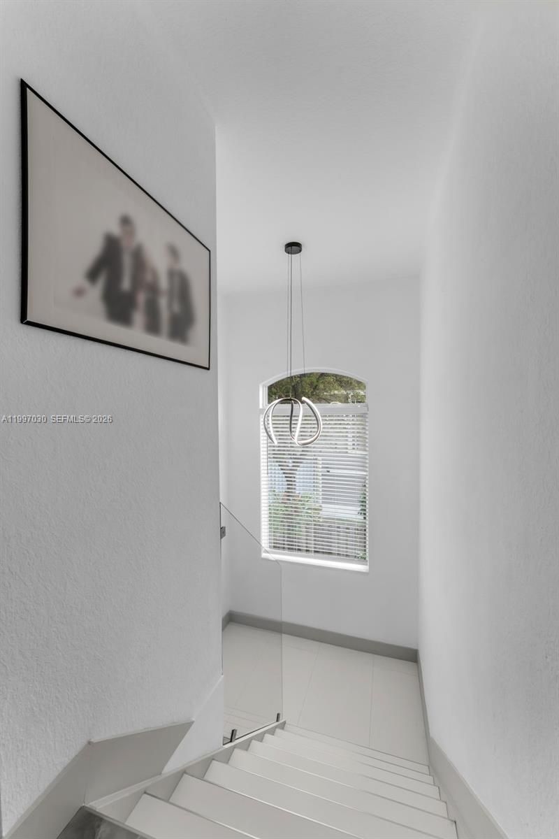 9030 SW 162nd St, Palmetto Bay, FL 33157 Photo