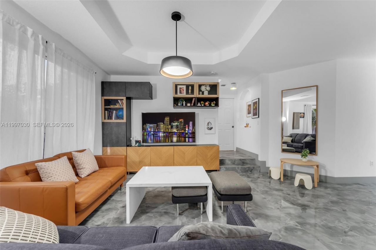 9030 SW 162nd St, Palmetto Bay, FL 33157 Photo