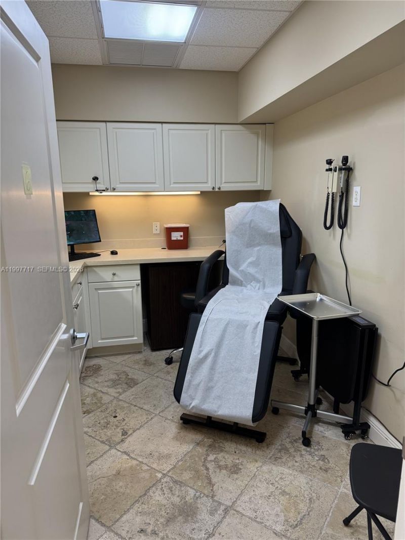 300 NW Bethany Dr, Unit 320, Port Saint Lucie, FL 34986 Photo
