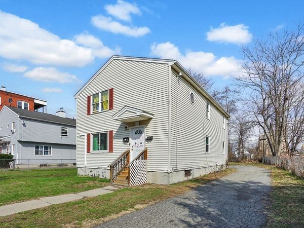 540-542 Union St, Springfield, MA 01109