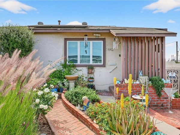 1442 W G Street, Wilmington, CA 90744