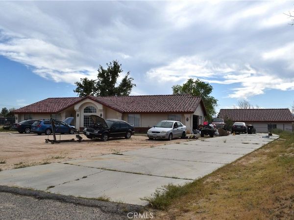 19485 Kinai, Apple Valley, CA 92307