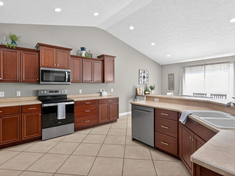 101 Cedarbrook Court, Anna, OH 45302 Photo 19