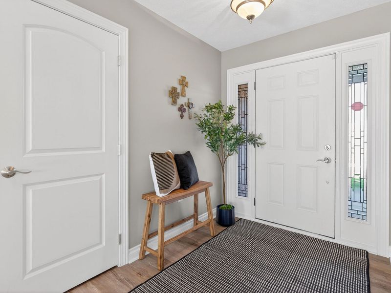 101 Cedarbrook Court, Anna, OH 45302 Photo 5