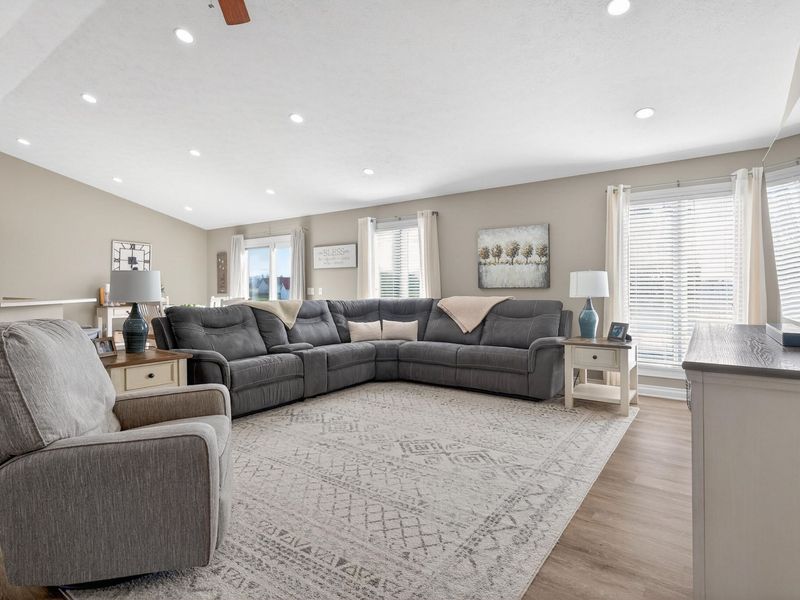 101 Cedarbrook Court, Anna, OH 45302 Photo 8