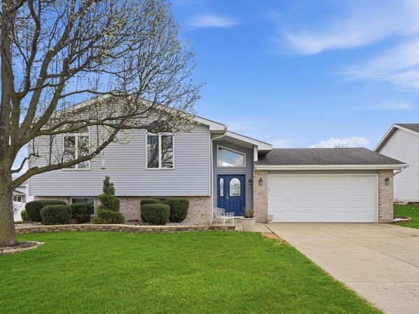 6325 W 89th Avenue, Crown Point, IN 46307
