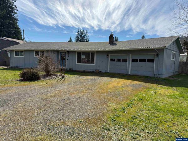 442 Cedar St, Lyons, OR 97358