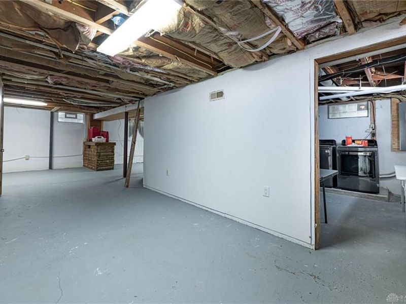 515 N Clairmont Avenue, Springfield, OH 45503 Photo 21