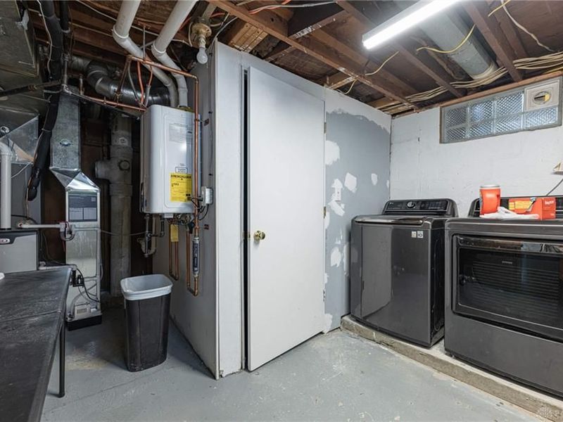 515 N Clairmont Avenue, Springfield, OH 45503 Photo 22