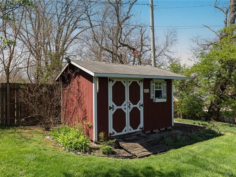 515 N Clairmont Avenue, Springfield, OH 45503 Photo 29