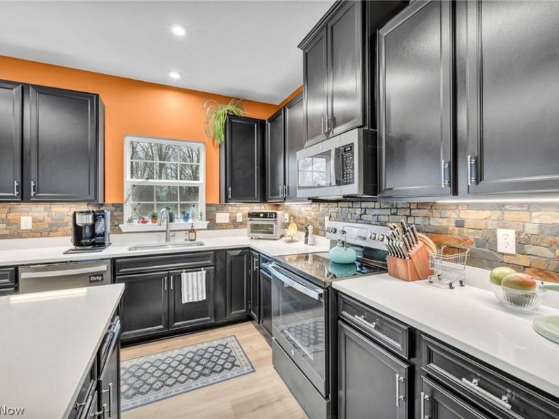 34566 Ethan Way, Willoughby, OH 44094 Photo 17