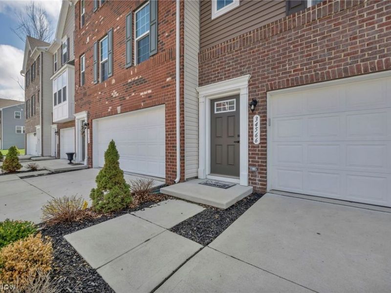 34566 Ethan Way, Willoughby, OH 44094 Photo 5