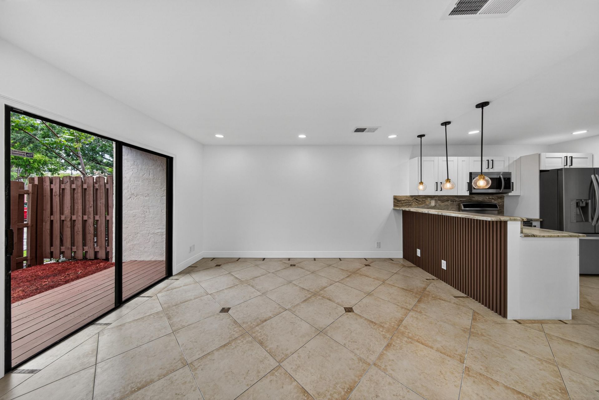 6194 Laurel Lane, Unit C, Tamarac, FL 33319 Photo