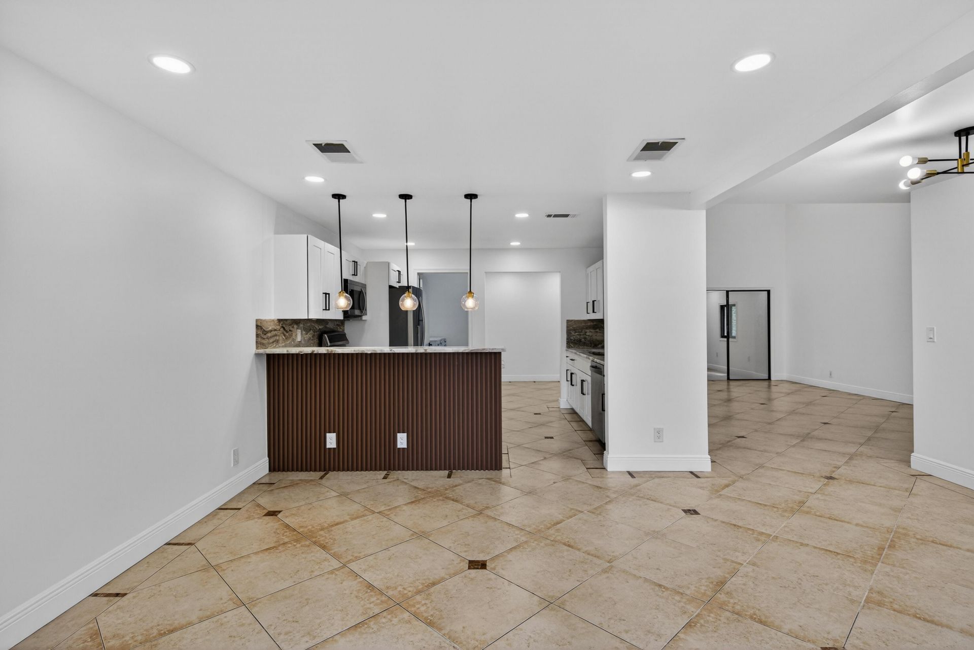 6194 Laurel Lane, Unit C, Tamarac, FL 33319 Photo