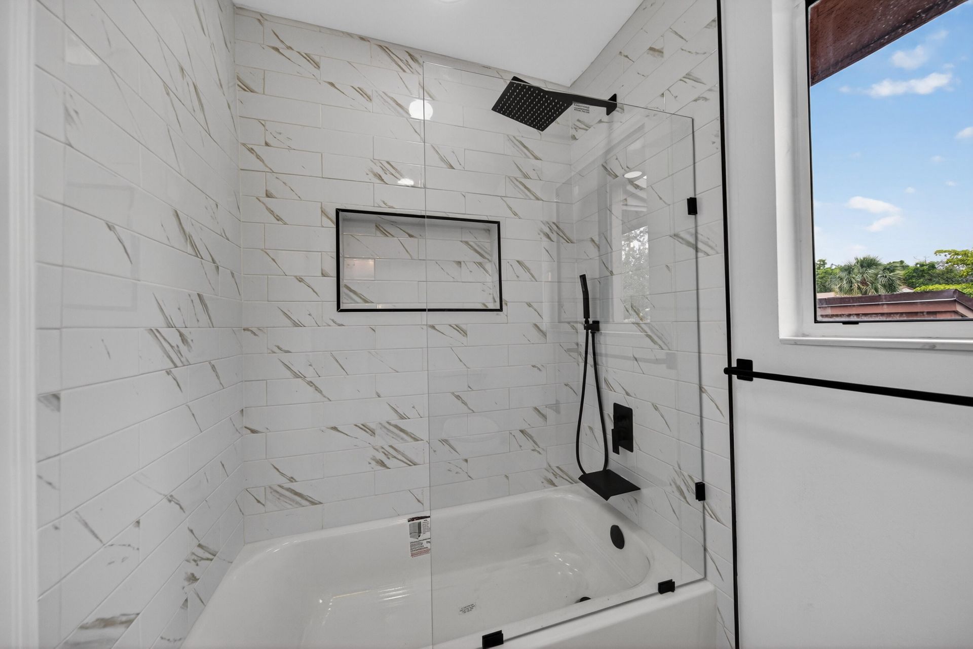 6194 Laurel Lane, Unit C, Tamarac, FL 33319 Photo