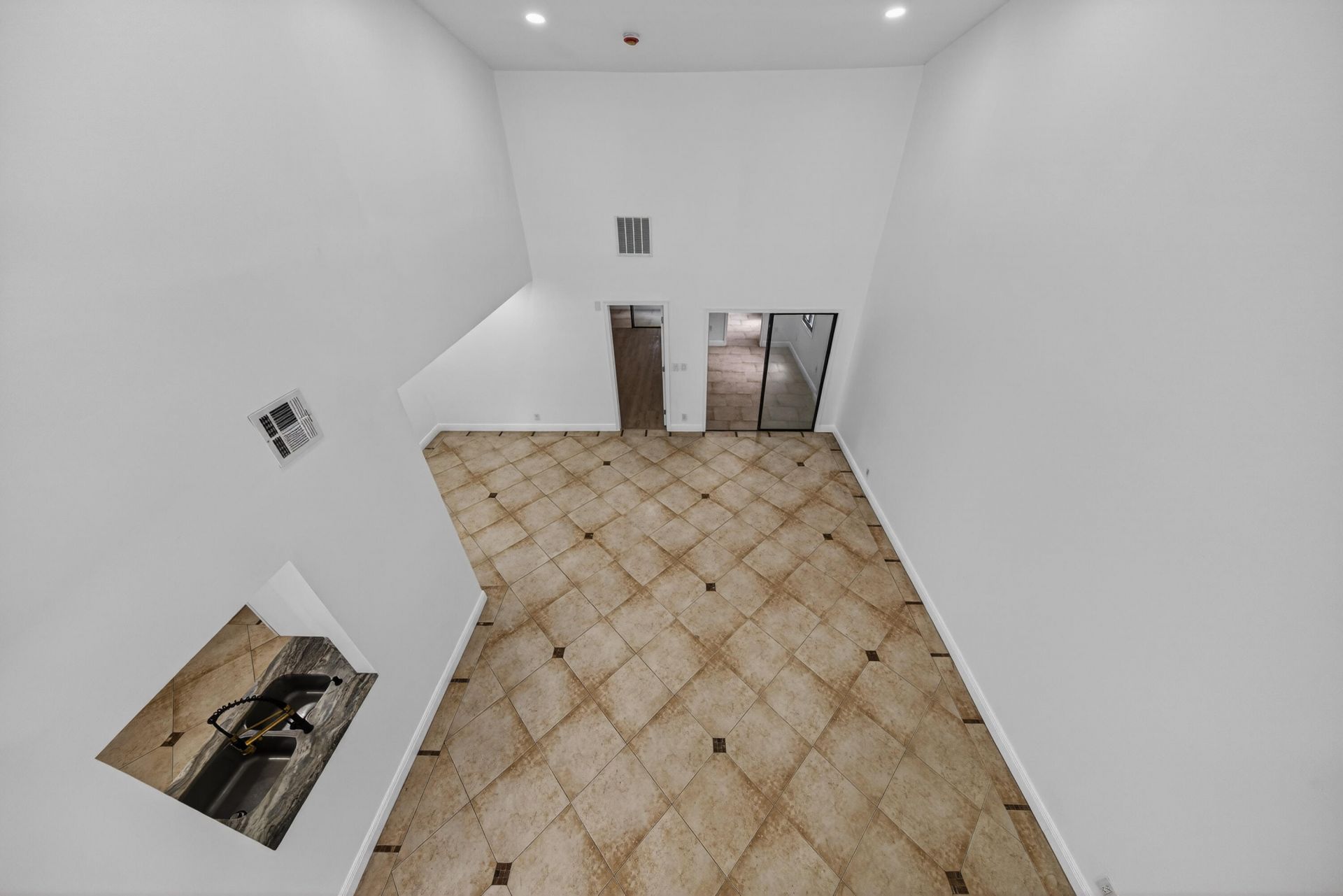 6194 Laurel Lane, Unit C, Tamarac, FL 33319 Photo