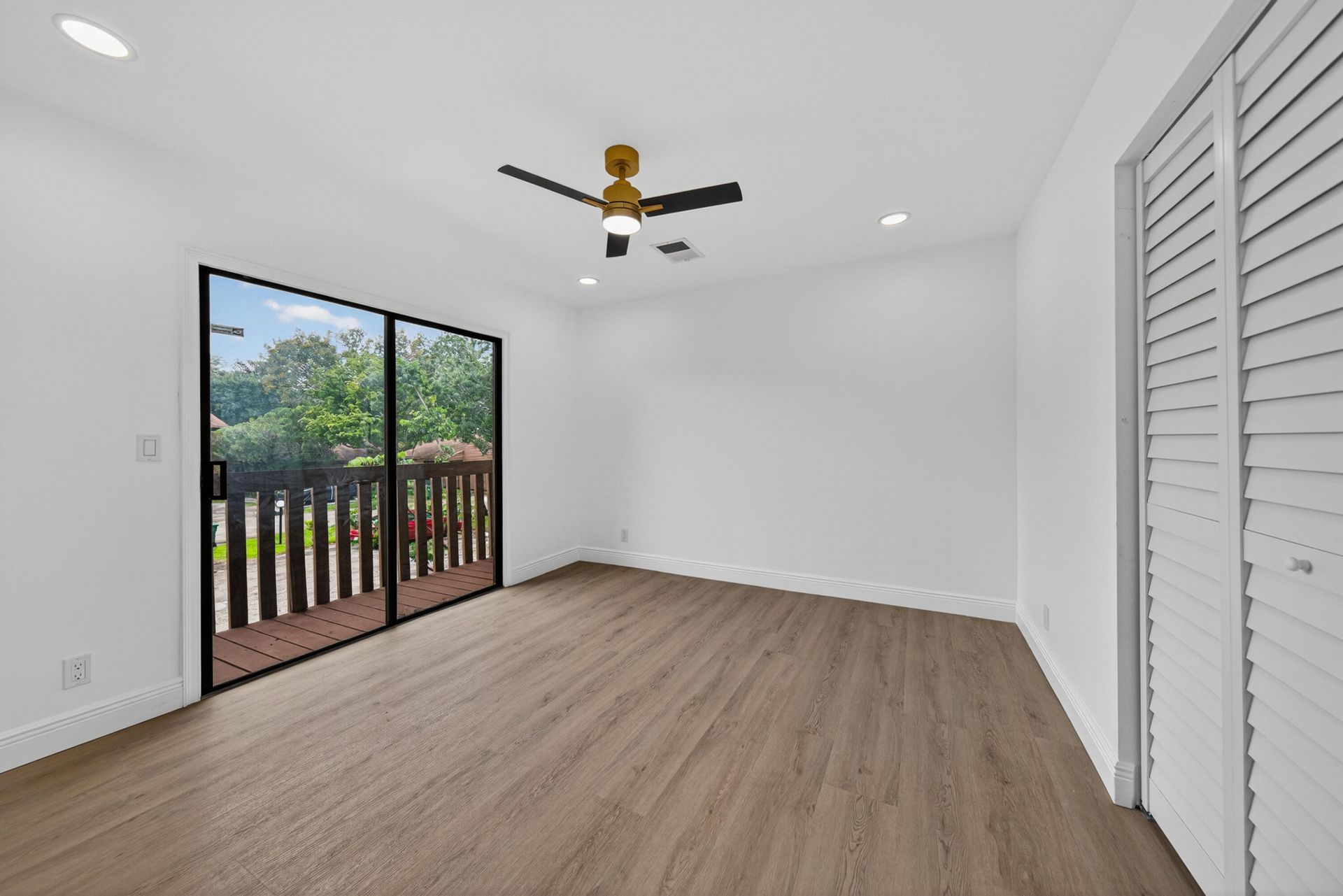 6194 Laurel Lane, Unit C, Tamarac, FL 33319 Photo