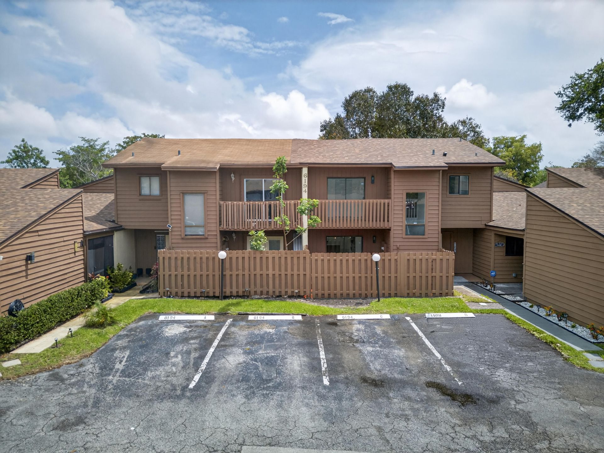 6194 Laurel Lane, Unit C, Tamarac, FL 33319 Photo