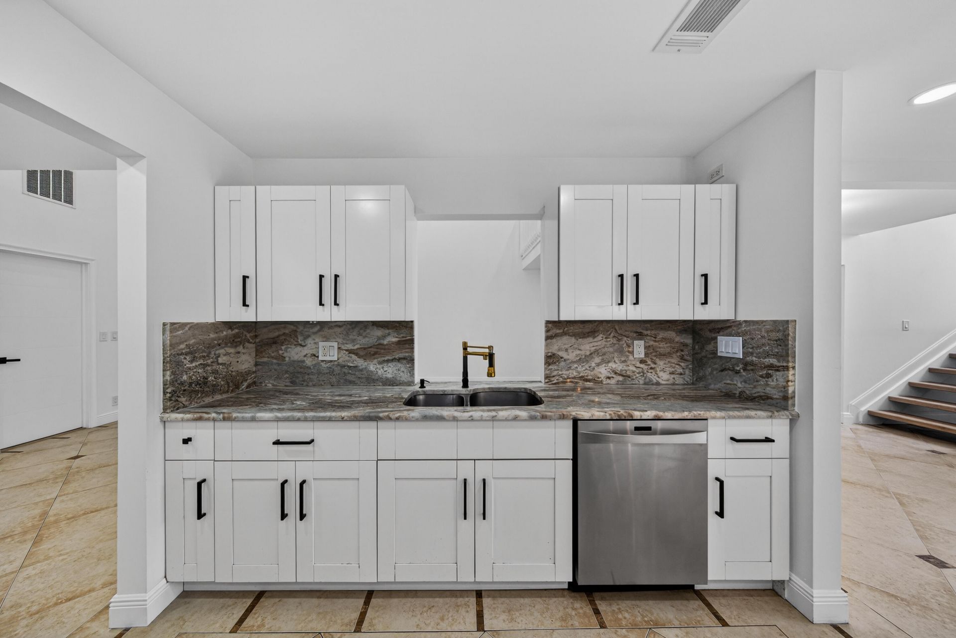 6194 Laurel Lane, Unit C, Tamarac, FL 33319 Photo