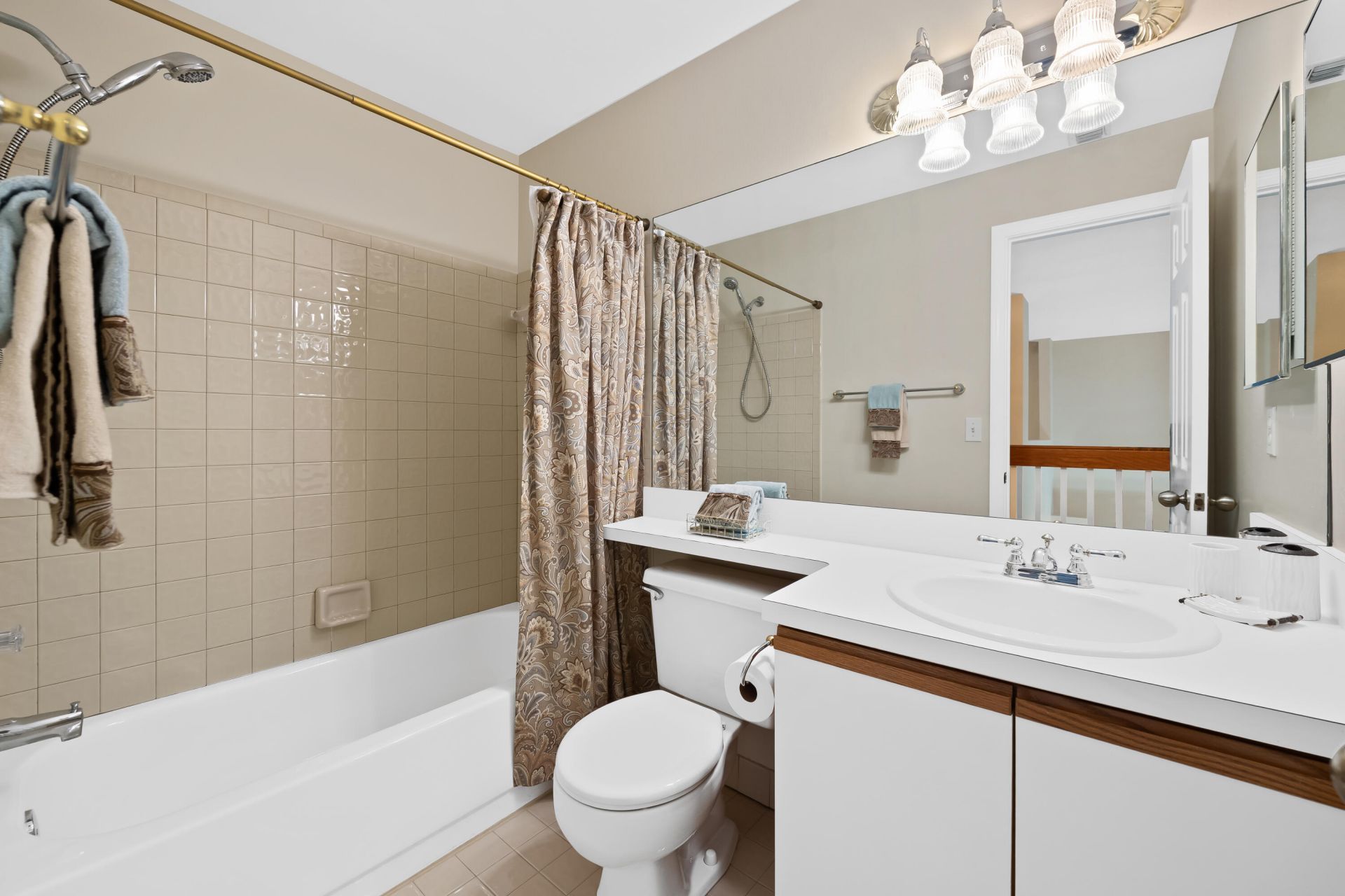 7438 S Pinewalk Dr Drive S, Unit 13-3, Margate, FL 33063 Photo