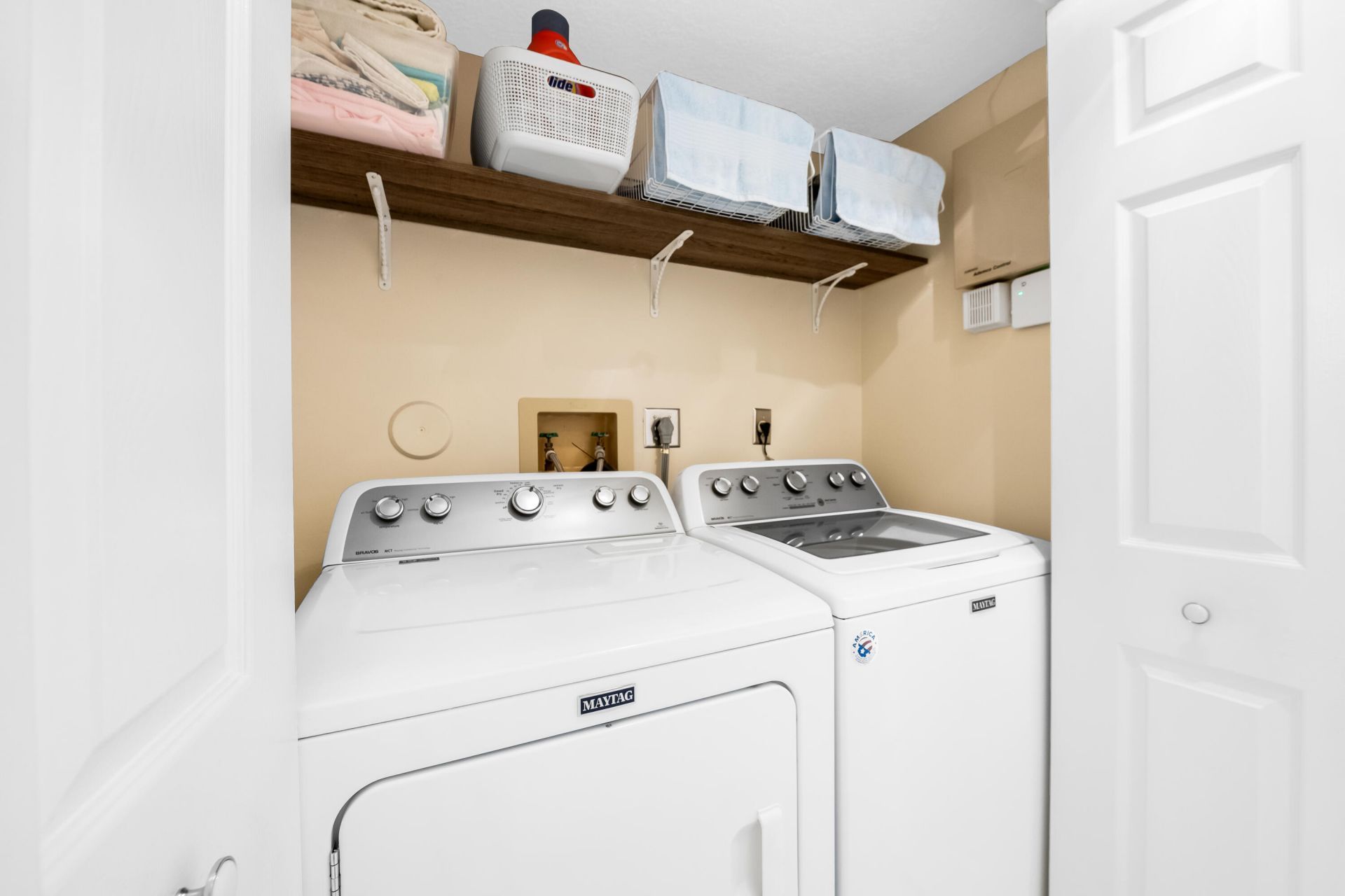 7438 S Pinewalk Dr Drive S, Unit 13-3, Margate, FL 33063 Photo