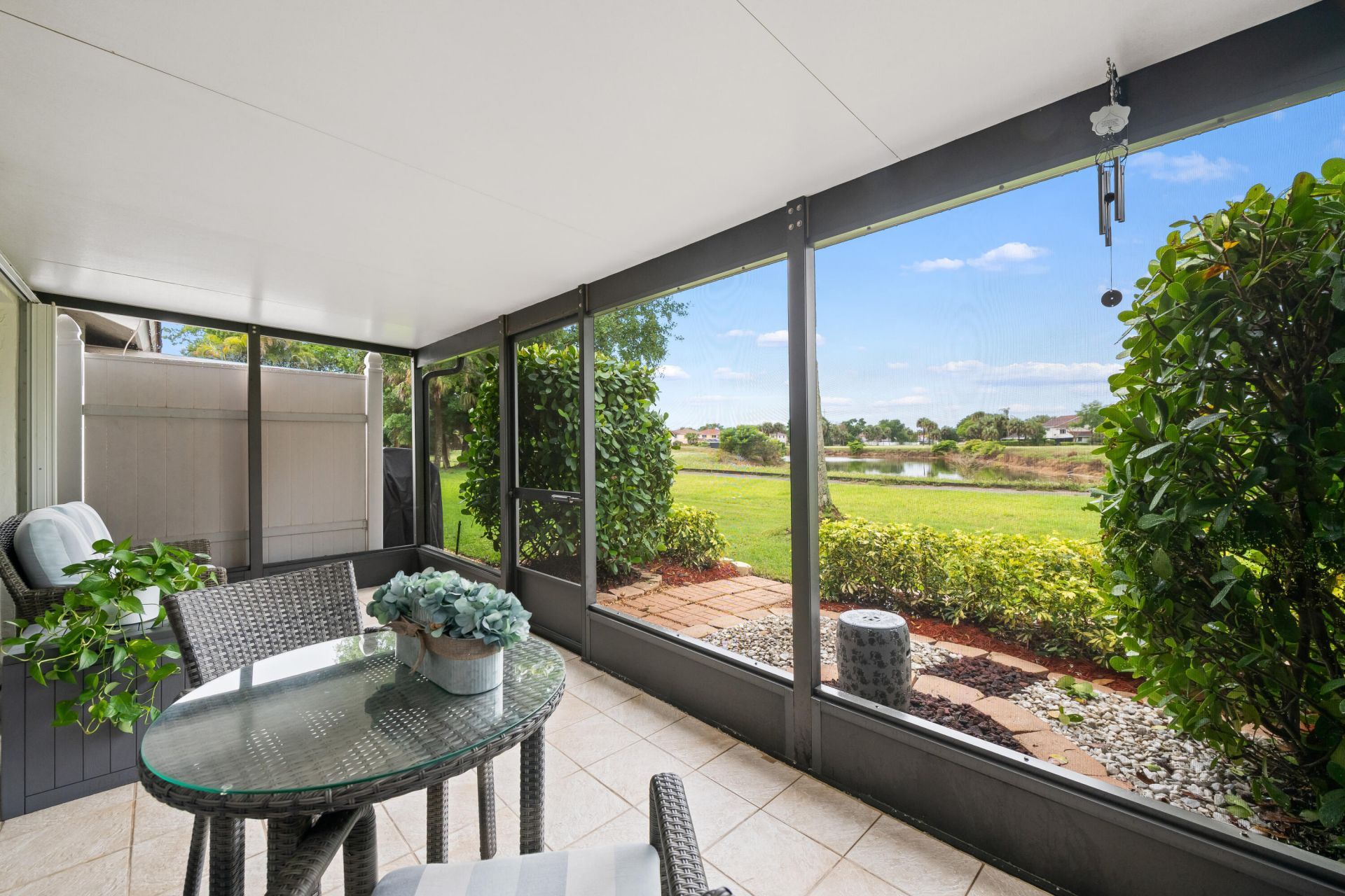 7438 S Pinewalk Dr Drive S, Unit 13-3, Margate, FL 33063 Photo