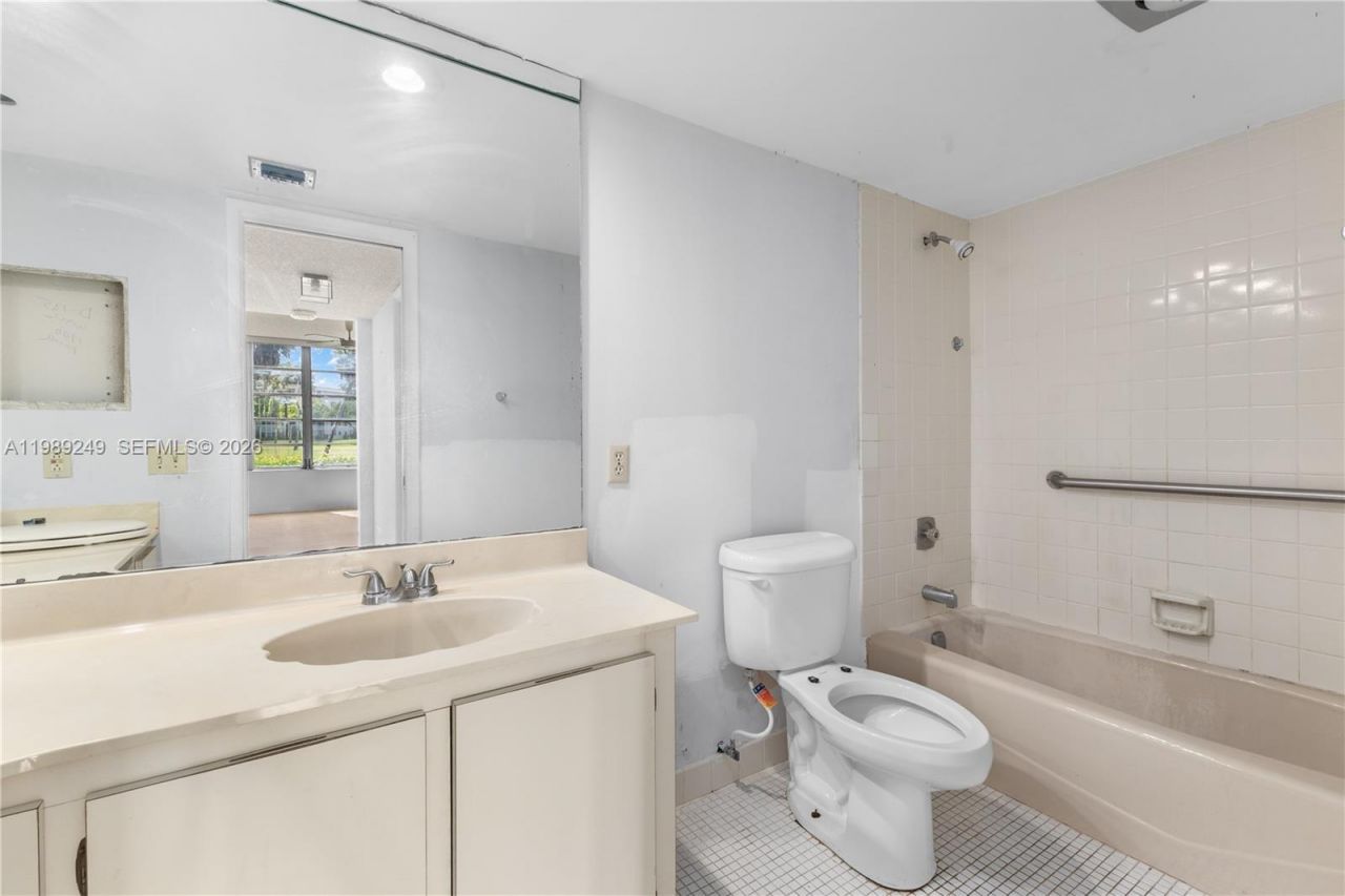 806 Cypress Grove Ln , Unit 111, Pompano Beach, FL 33069 Photo