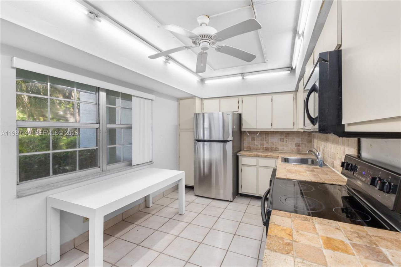 806 Cypress Grove Ln , Unit 111, Pompano Beach, FL 33069 Photo