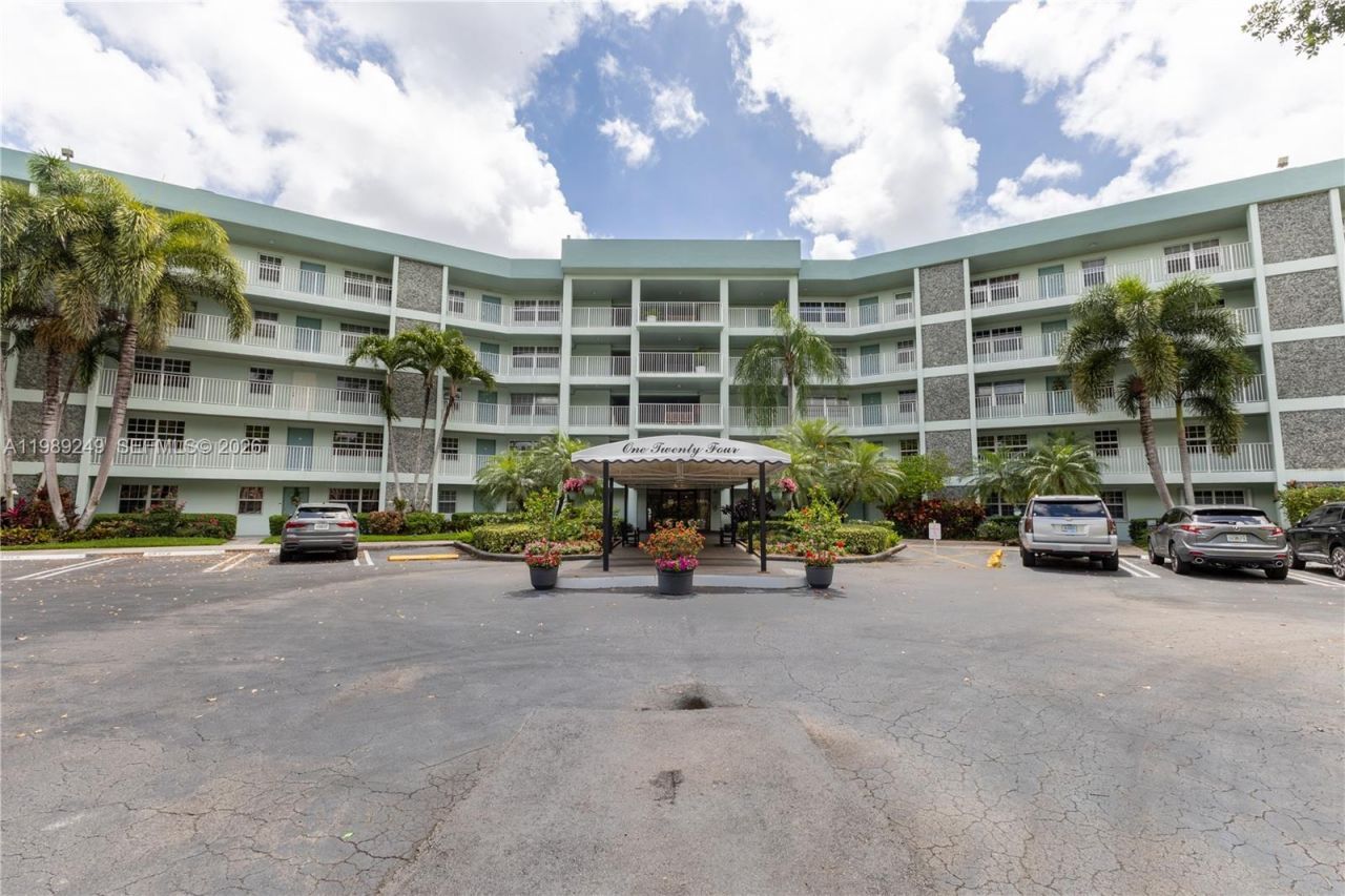 806 Cypress Grove Ln , Unit 111, Pompano Beach, FL 33069 Photo